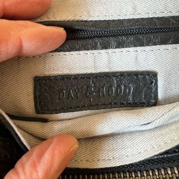 Purse - Picture 3 of 6